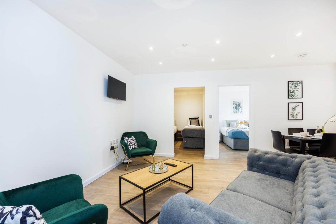 Cresta House - Modern Apartments Luton  Exterior foto